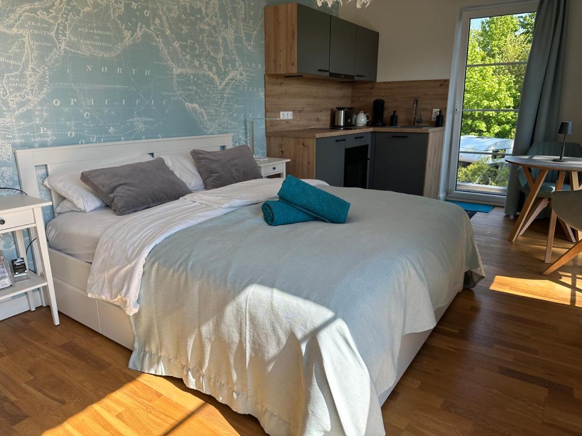 Ferienzimmer Suhrer Seeblick Ploen Exterior photo